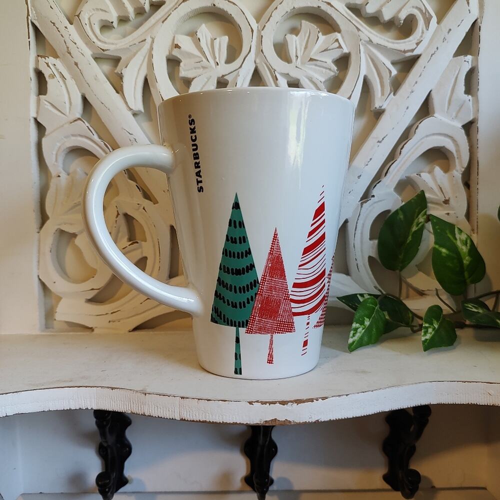 Starbucks White Multicolor Christmas Tree Print 17 Oz Holiday Mug 2017